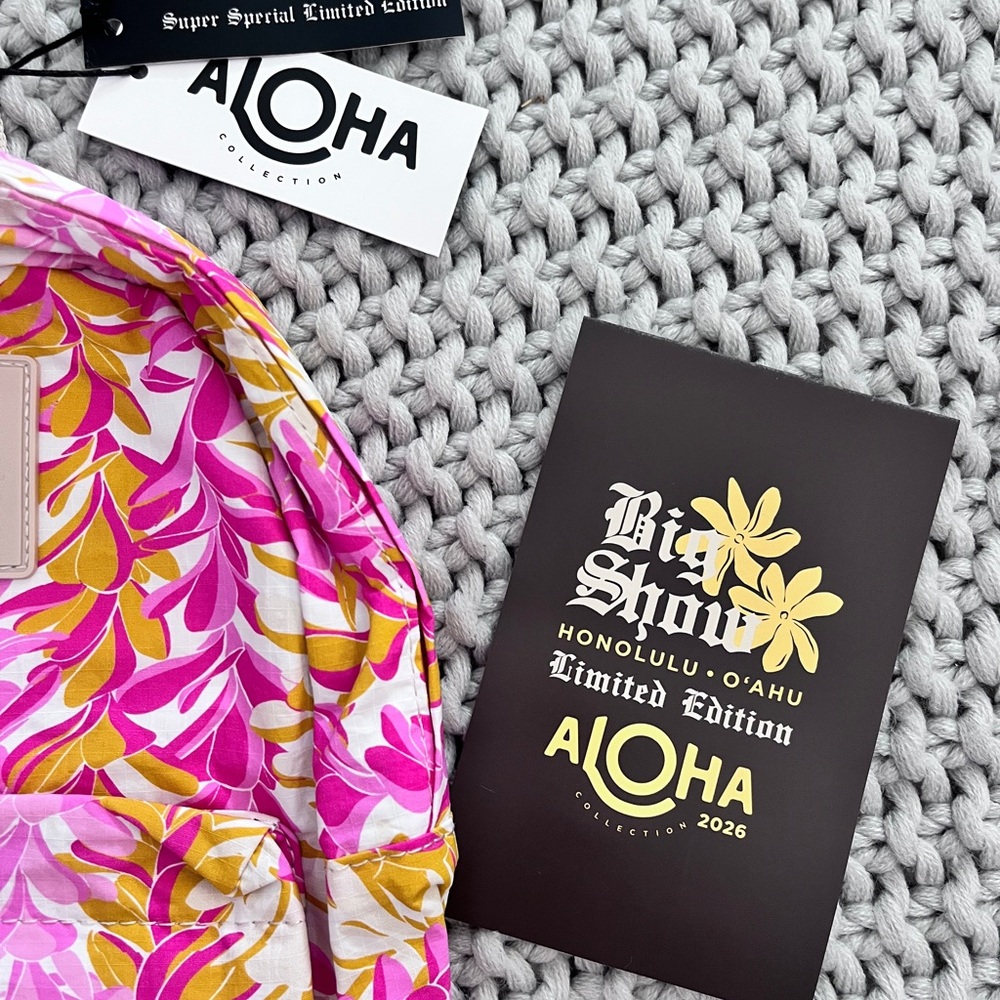 Aloha collection• SUPER SPECIAL LIMITED EDITION Lei Stand  Mini Backpack Taffy - Picture 3 of 8
